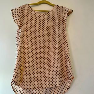 Ann Taylor Medium light pink blouse with ruffle cap sleeves